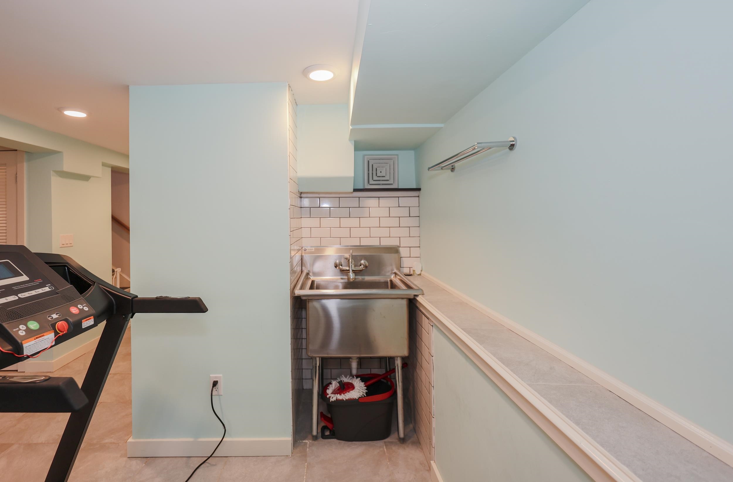 249 Rhode Island Avenue Property Photo 33