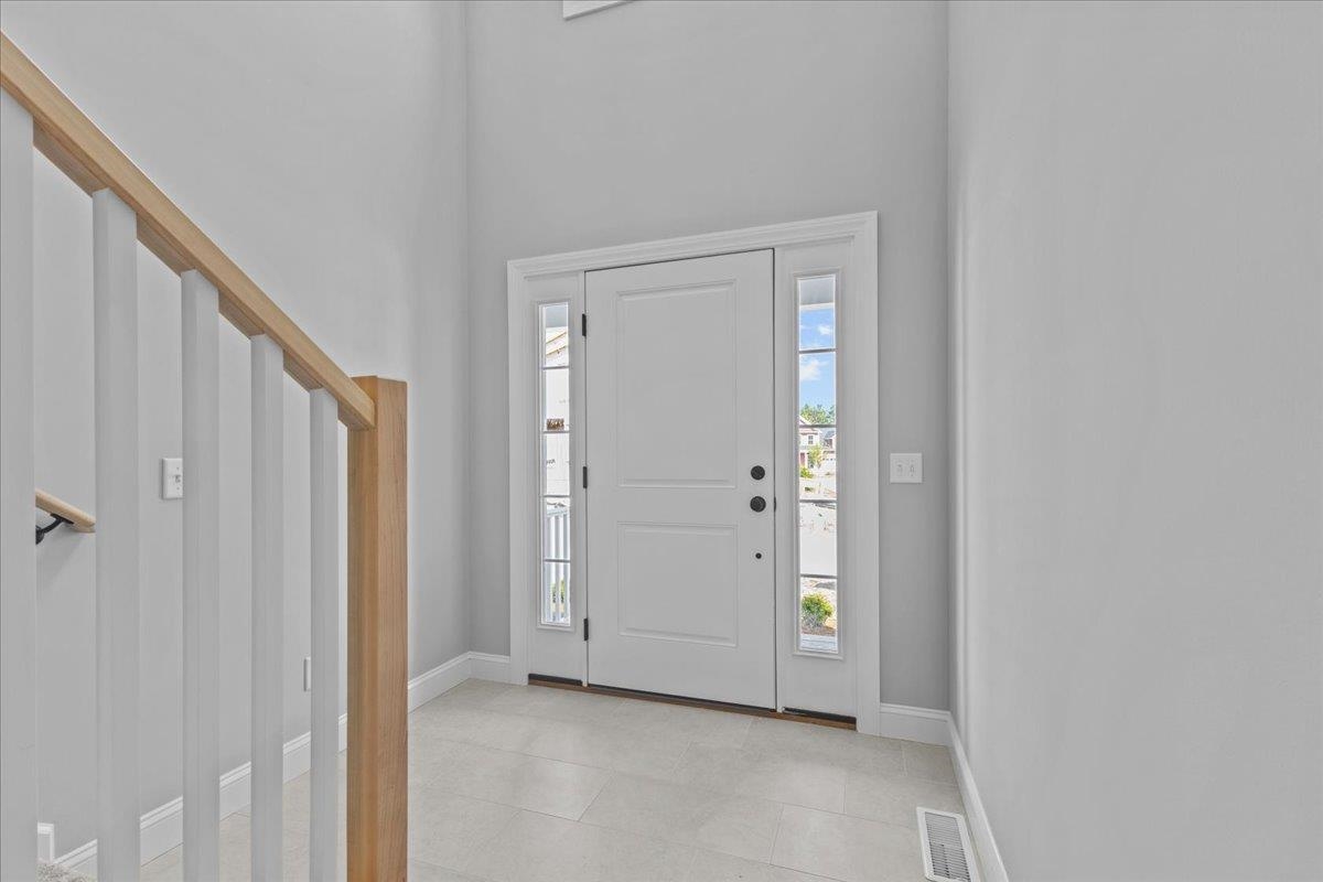 262-1 Midland Avenue Property Photo 3