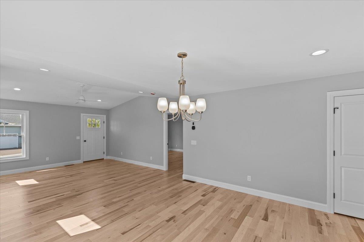 262-1 Midland Avenue Property Photo 8