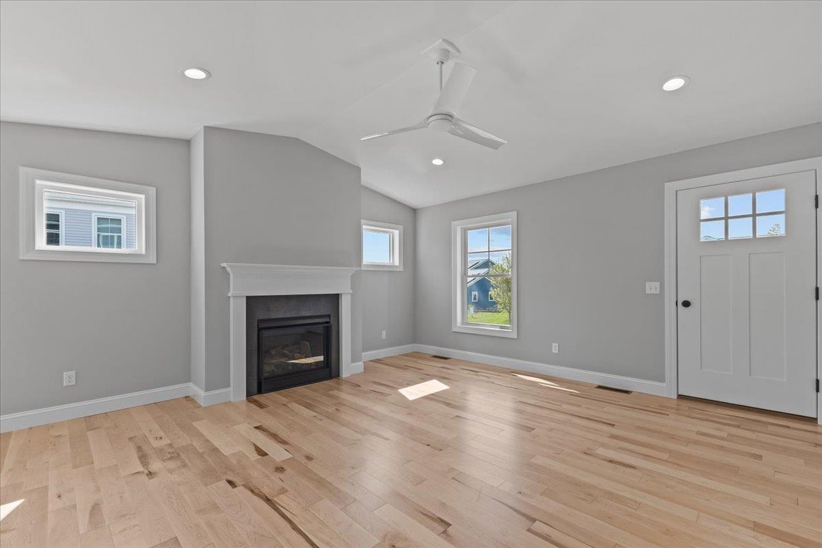 262-1 Midland Avenue Property Photo 10