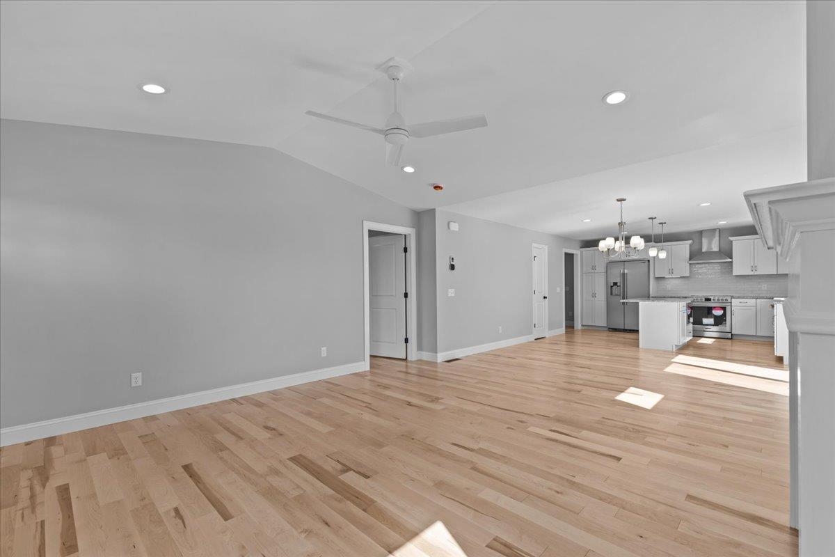 262-1 Midland Avenue Property Photo 12