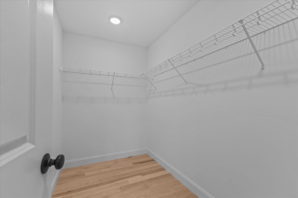 262-1 Midland Avenue Property Photo 16