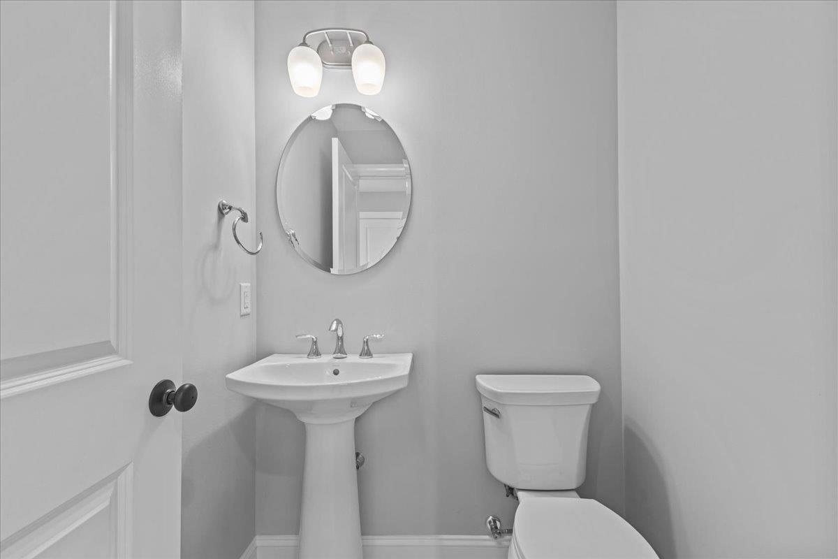 262-1 Midland Avenue Property Photo 18