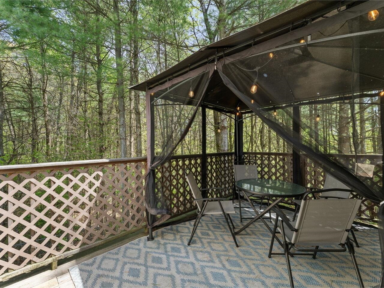 588 Route 7 South Property Photo 25