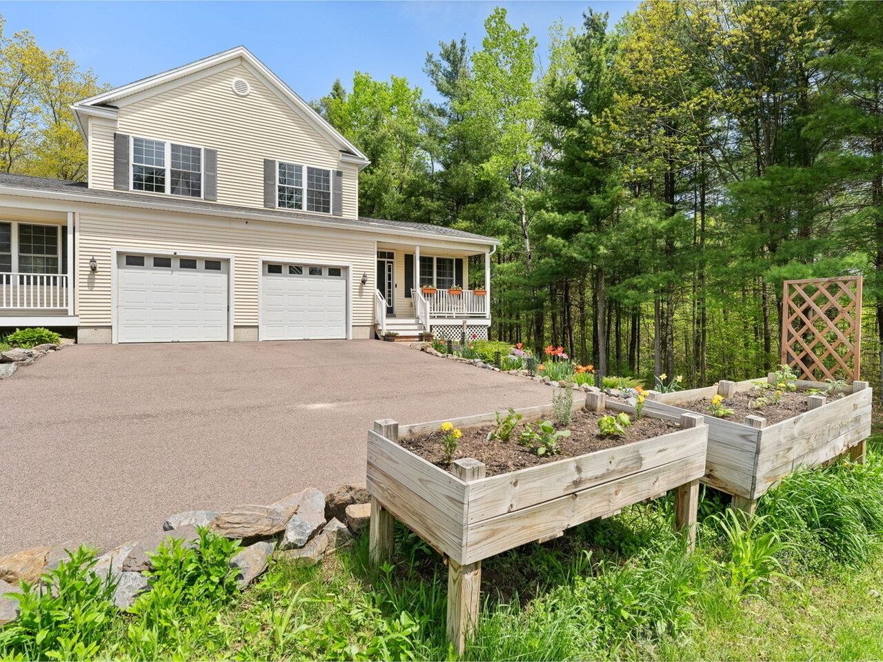 588 Route 7 South Property Photo 28