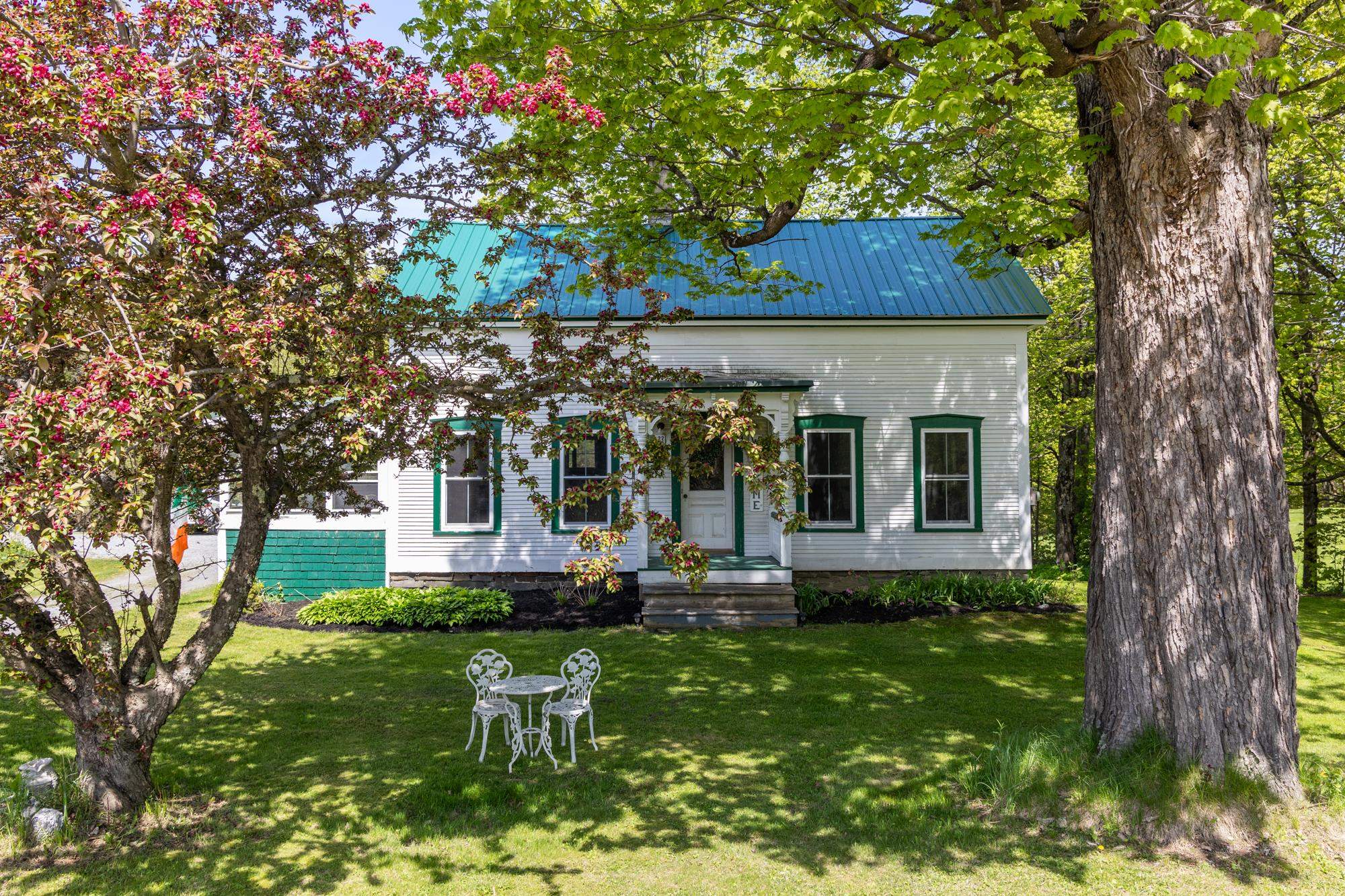 33 Brookside Road Property Photo 1