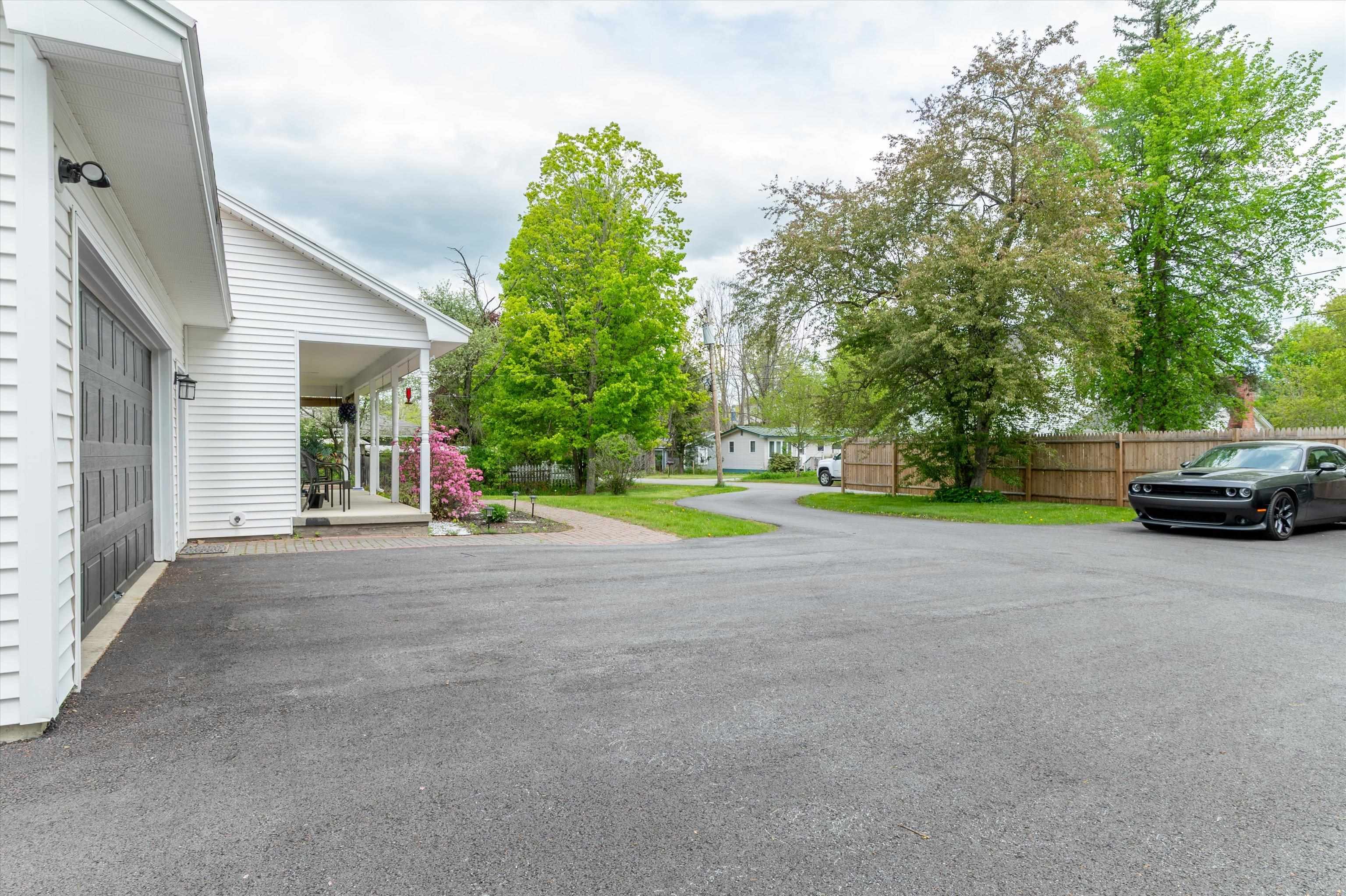 82 Glenbrook Road Property Photo 46
