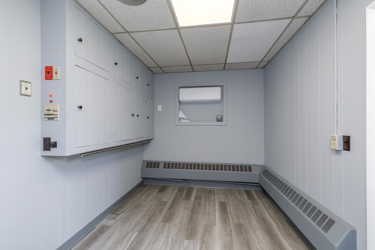 450 Hanover Street Property Photo 9