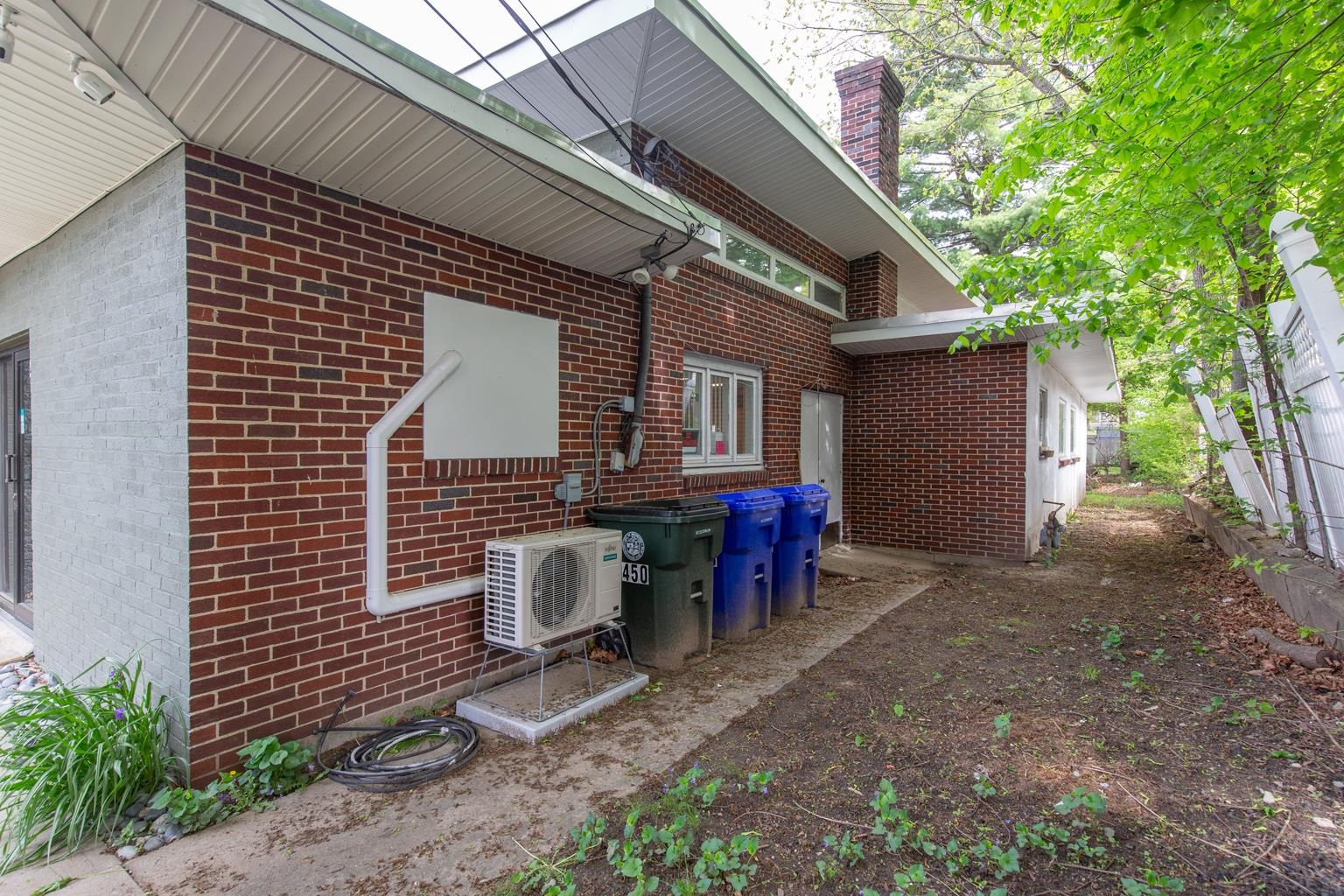 450 Hanover Street Property Photo 26