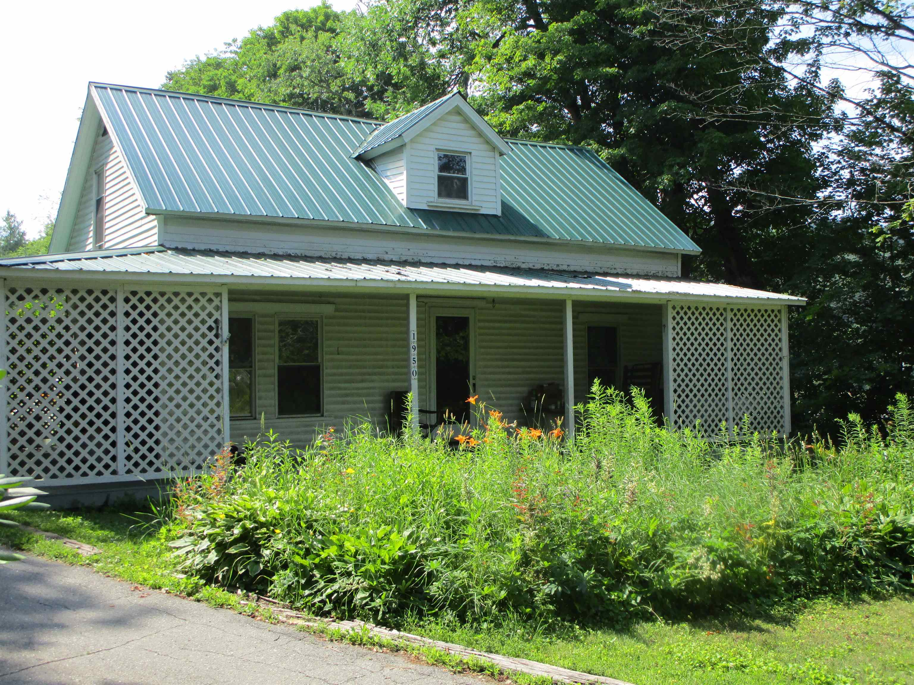 1950 N. Main Street Property Photo 3