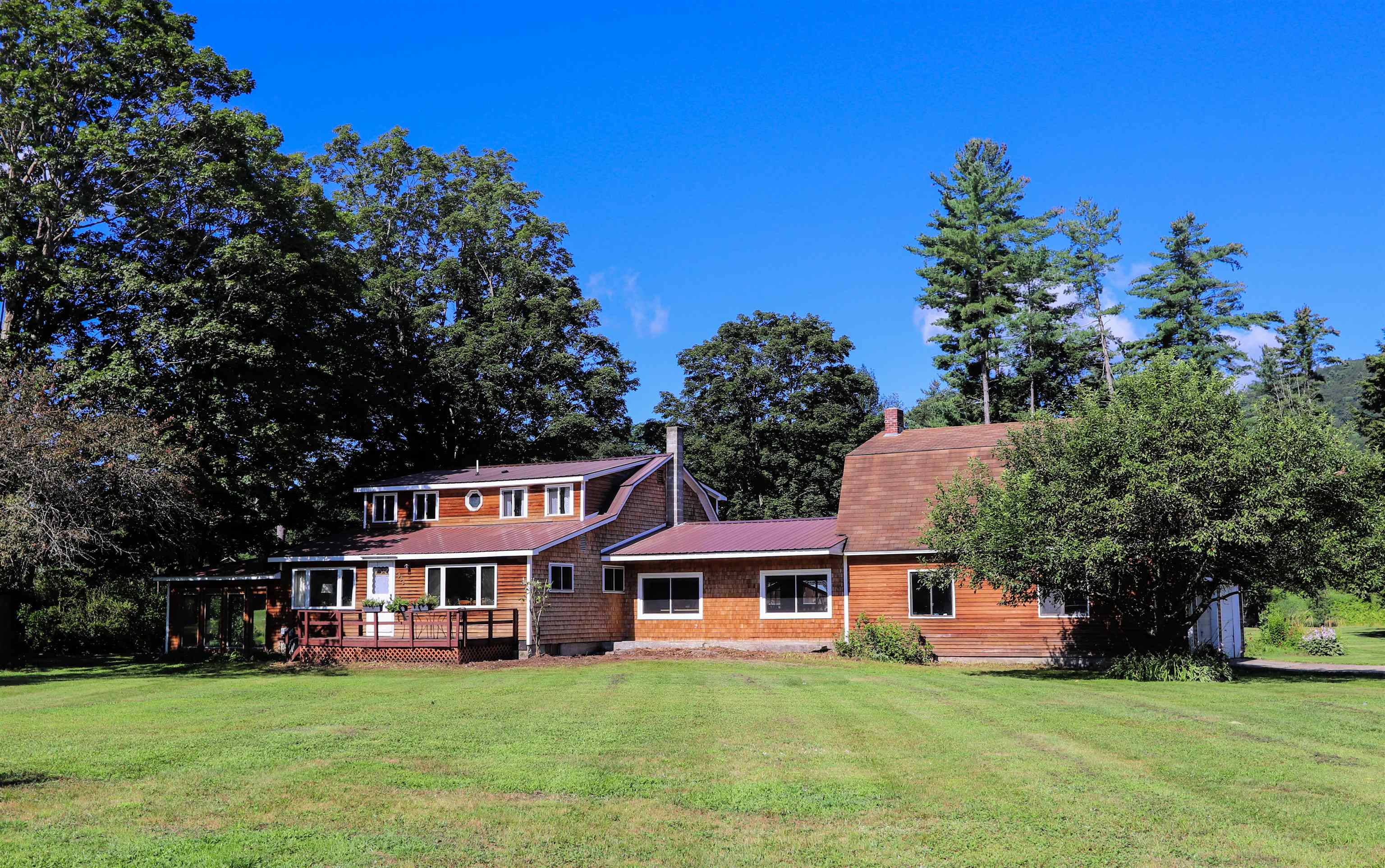 5989 Ryegate Road Property Photo 1