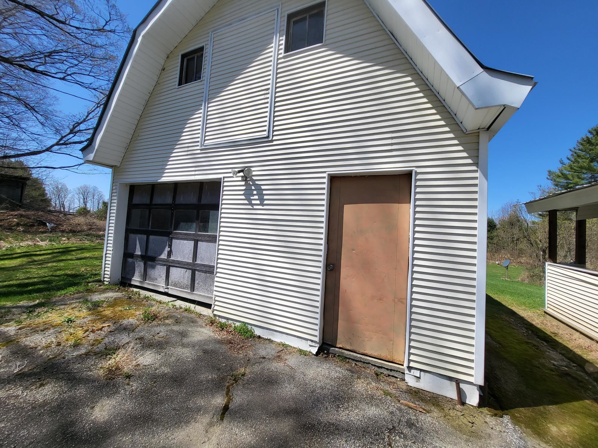 1008 Luce Road Property Photo 6