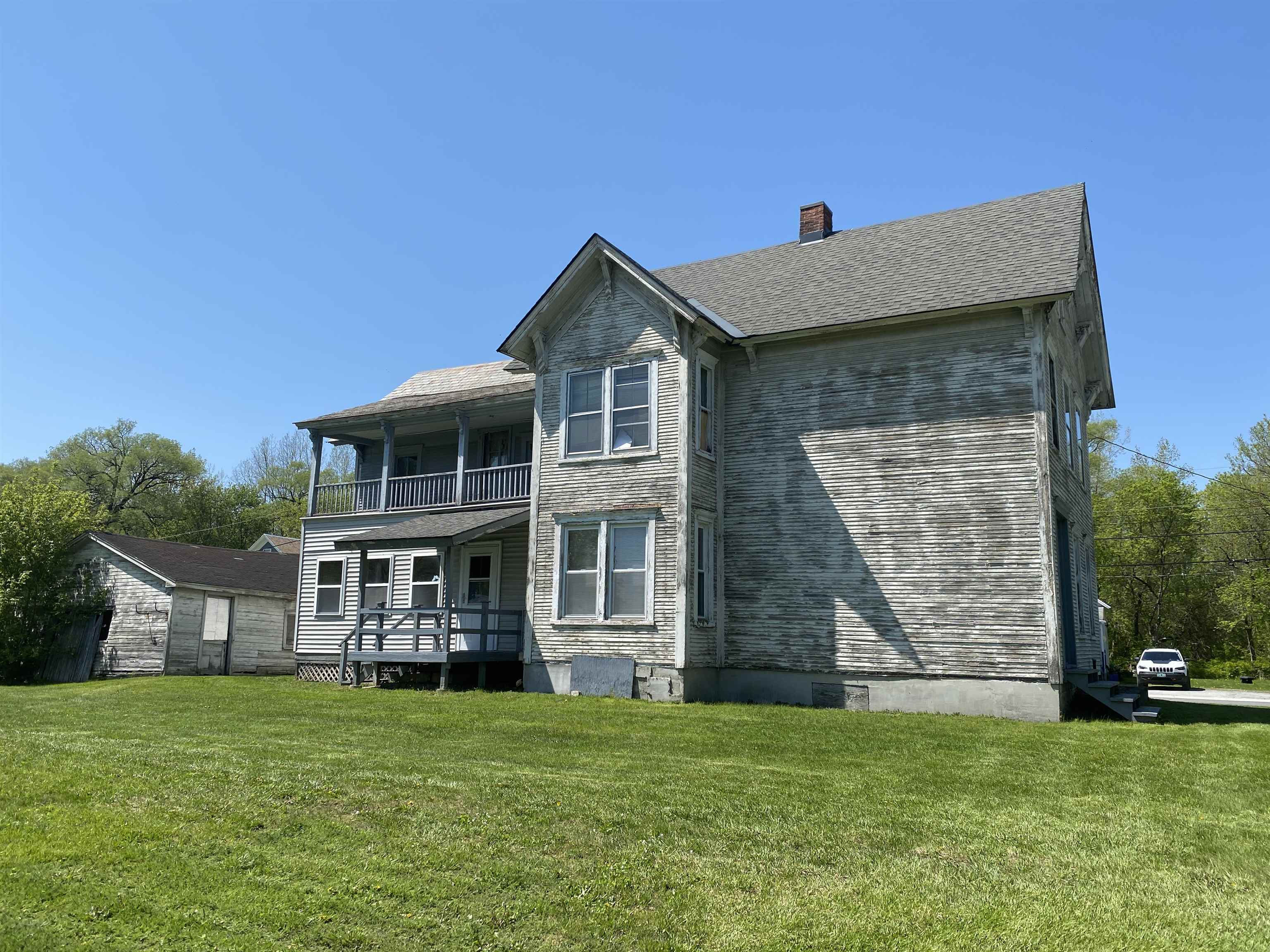 90 Elm Street Property Photo 2