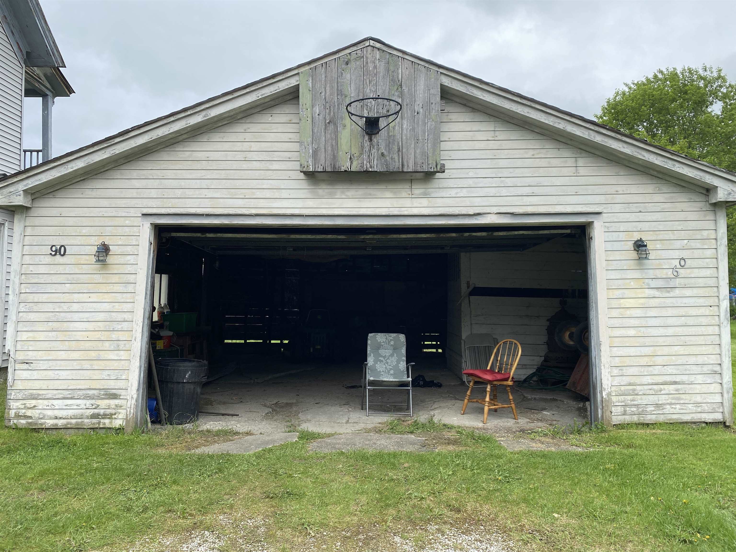 90 Elm Street Property Photo 7