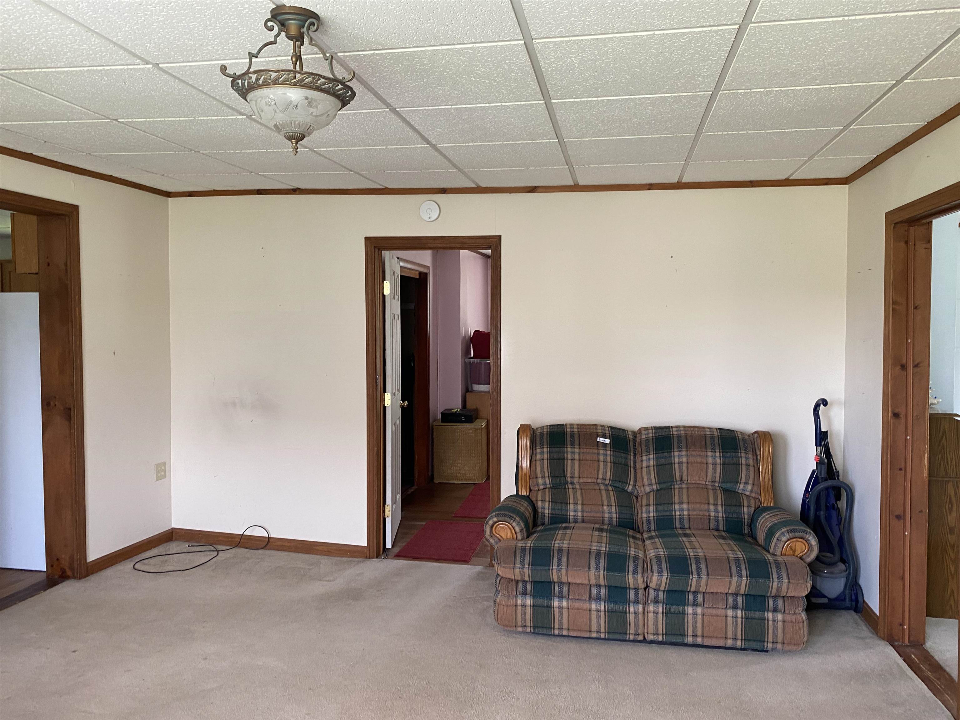 90 Elm Street Property Photo 15