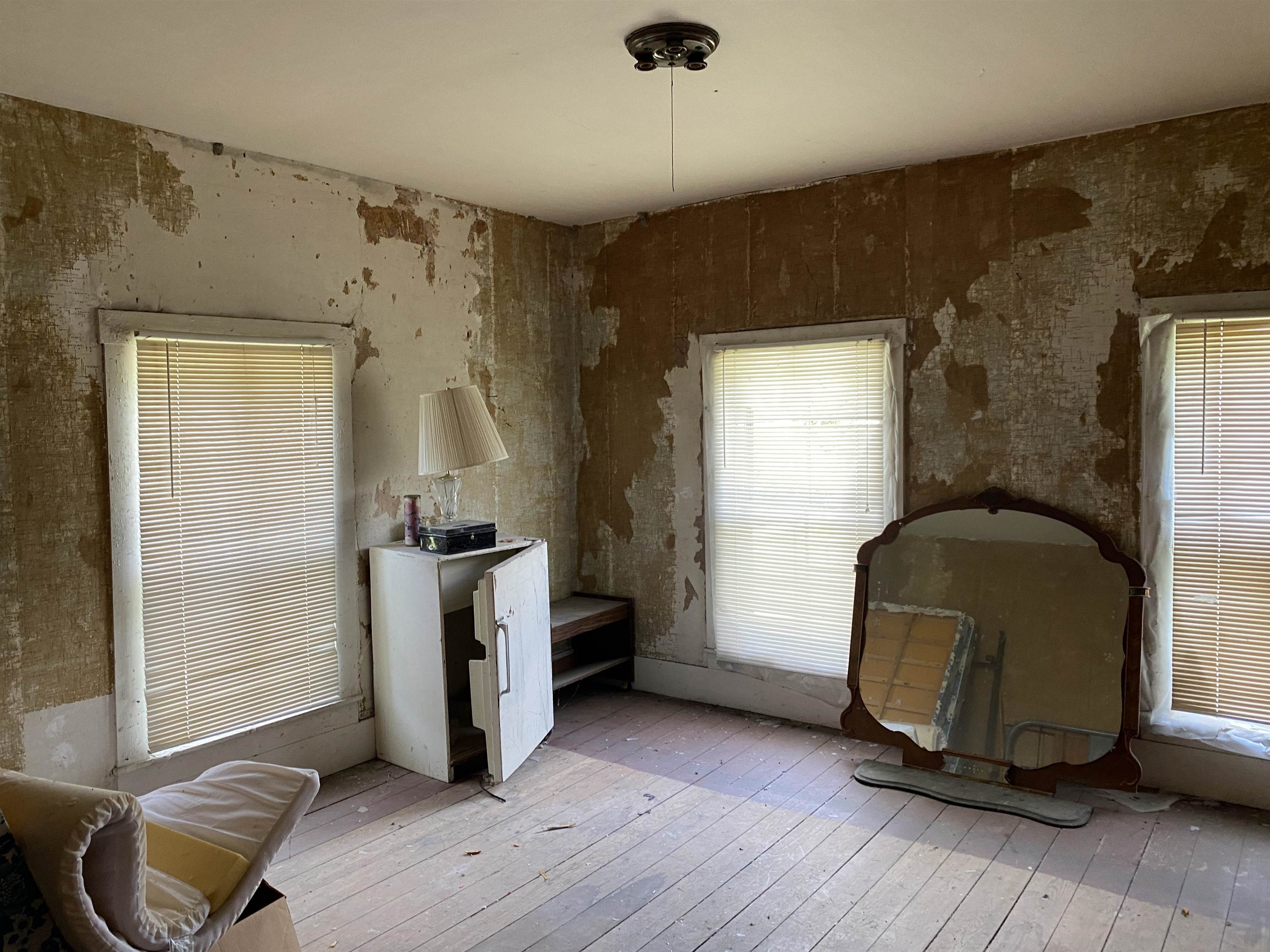 90 Elm Street Property Photo 20