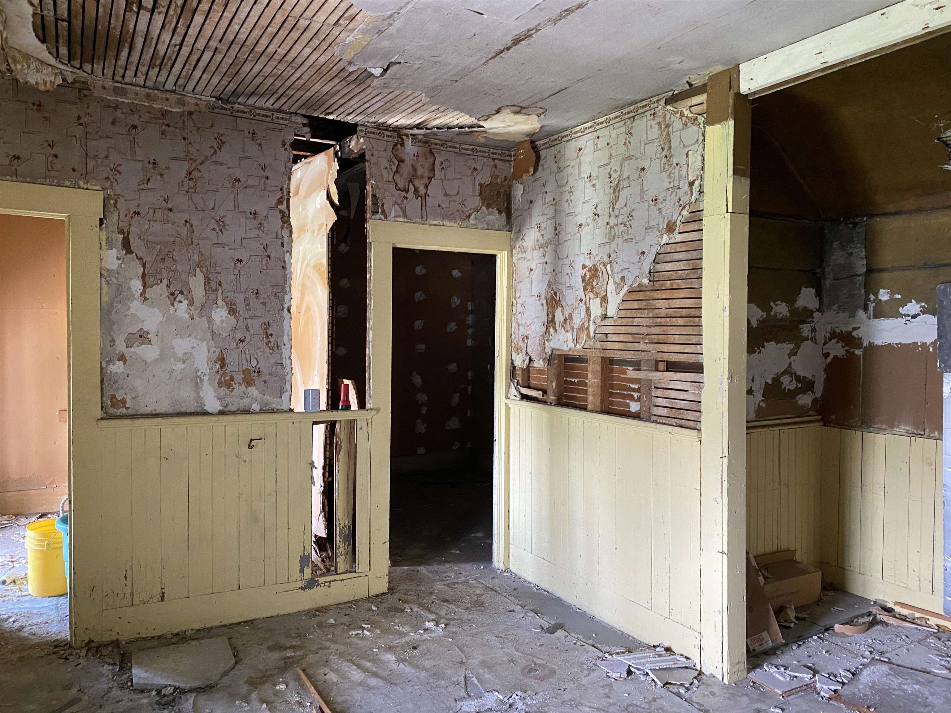 90 Elm Street Property Photo 22