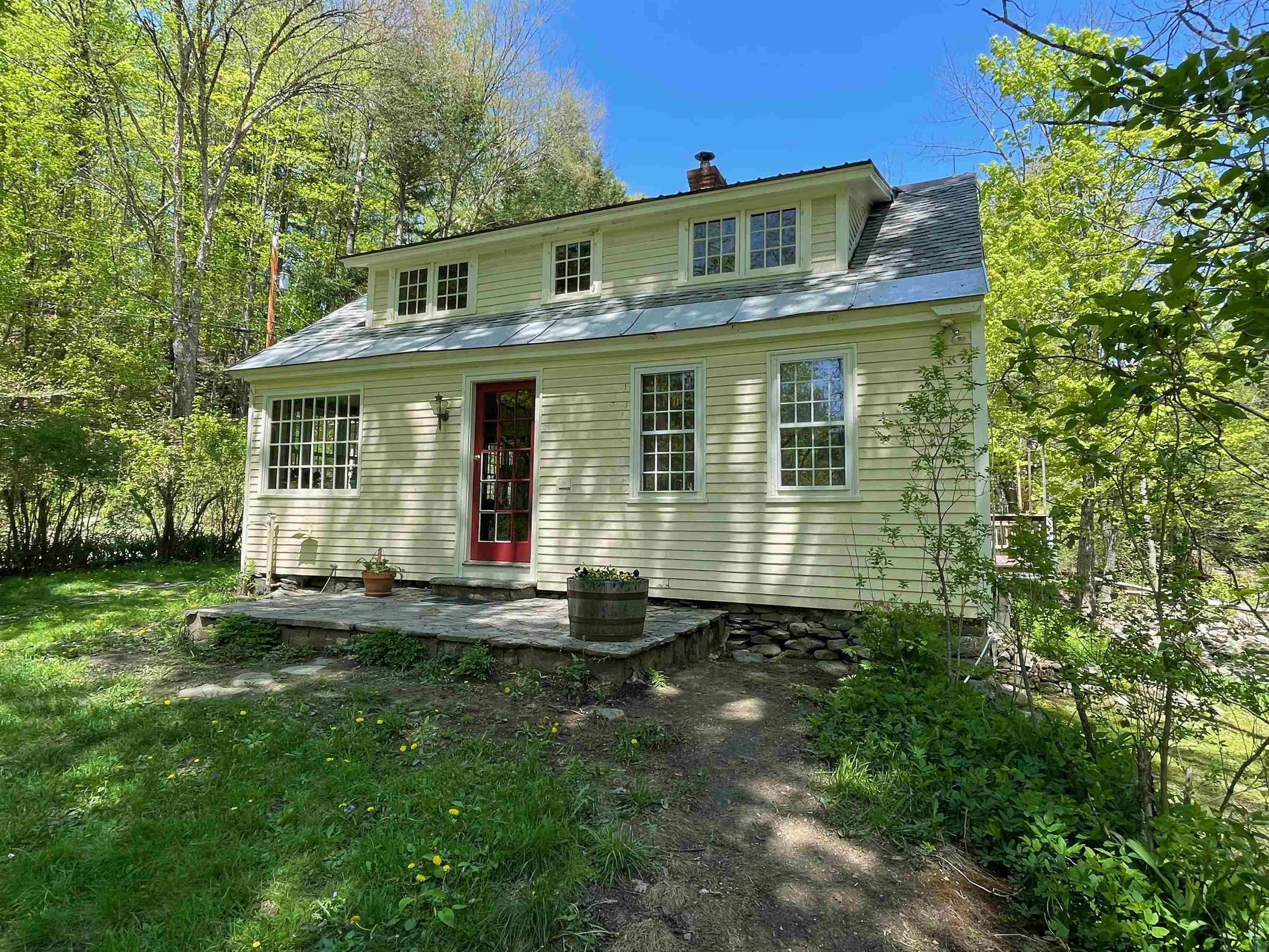 442 South Wardsboro Road Property Photo 1