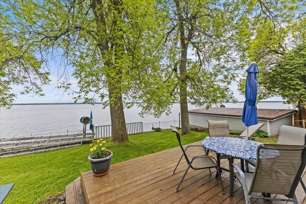 61 Bourdeau Lane South Property Photo 1