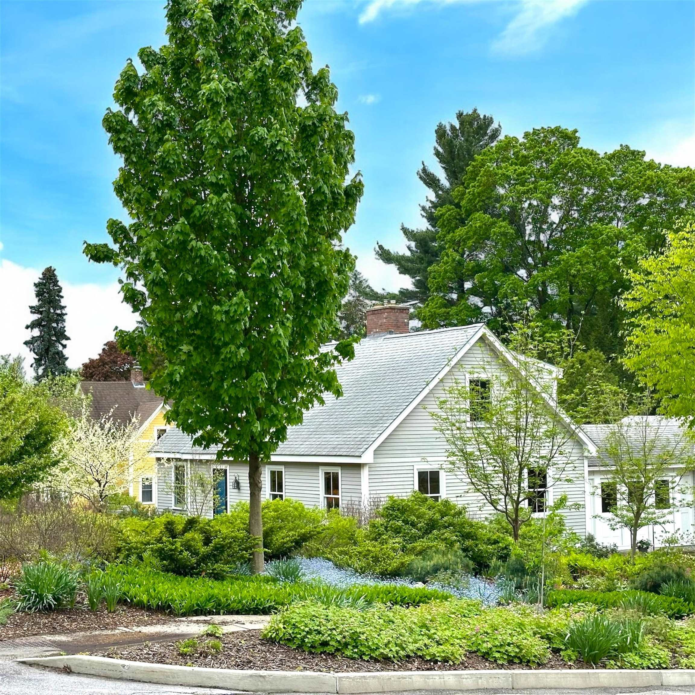 100 Congress Street Property Photo