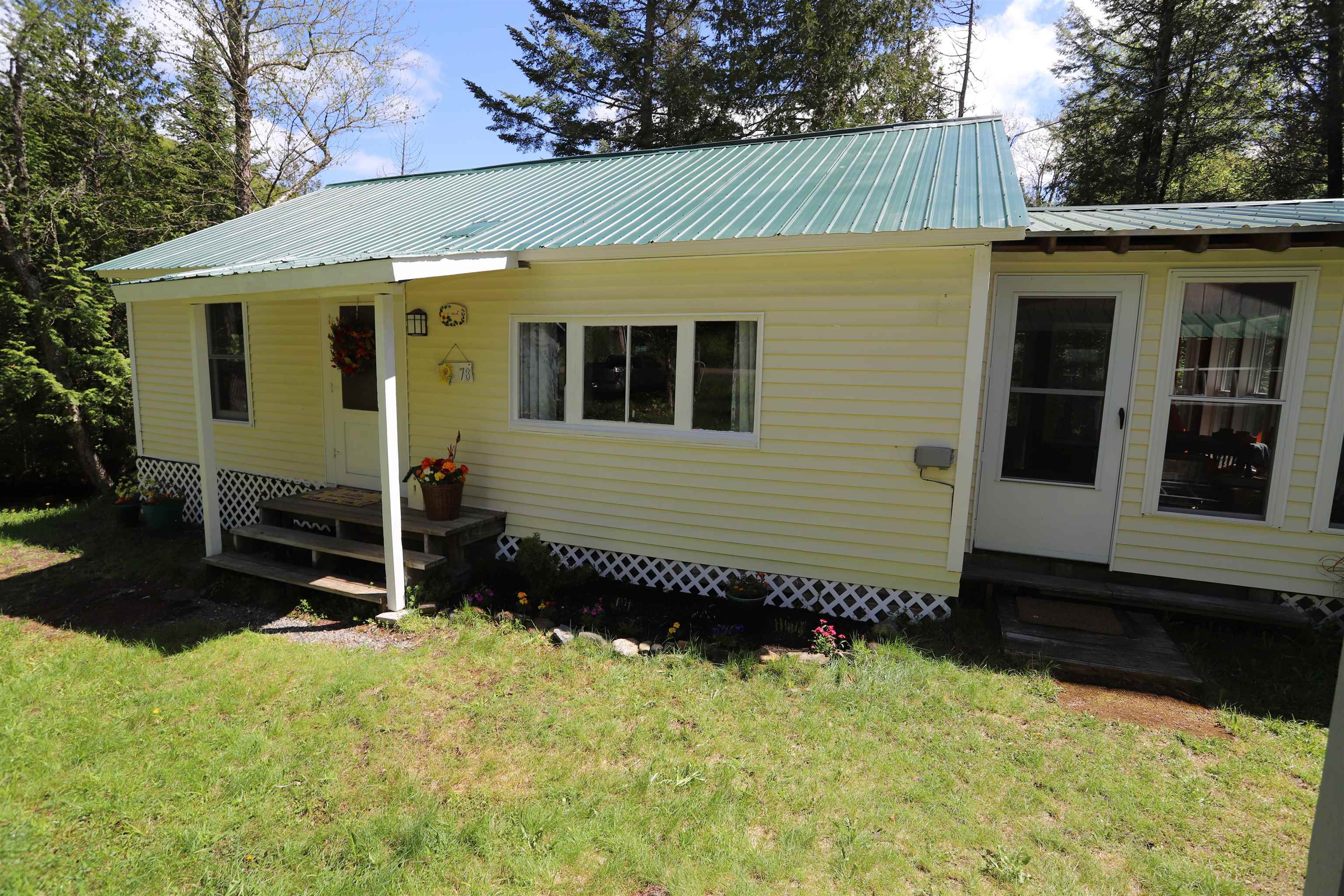 78 Daniels Pond Road Property Photo 2