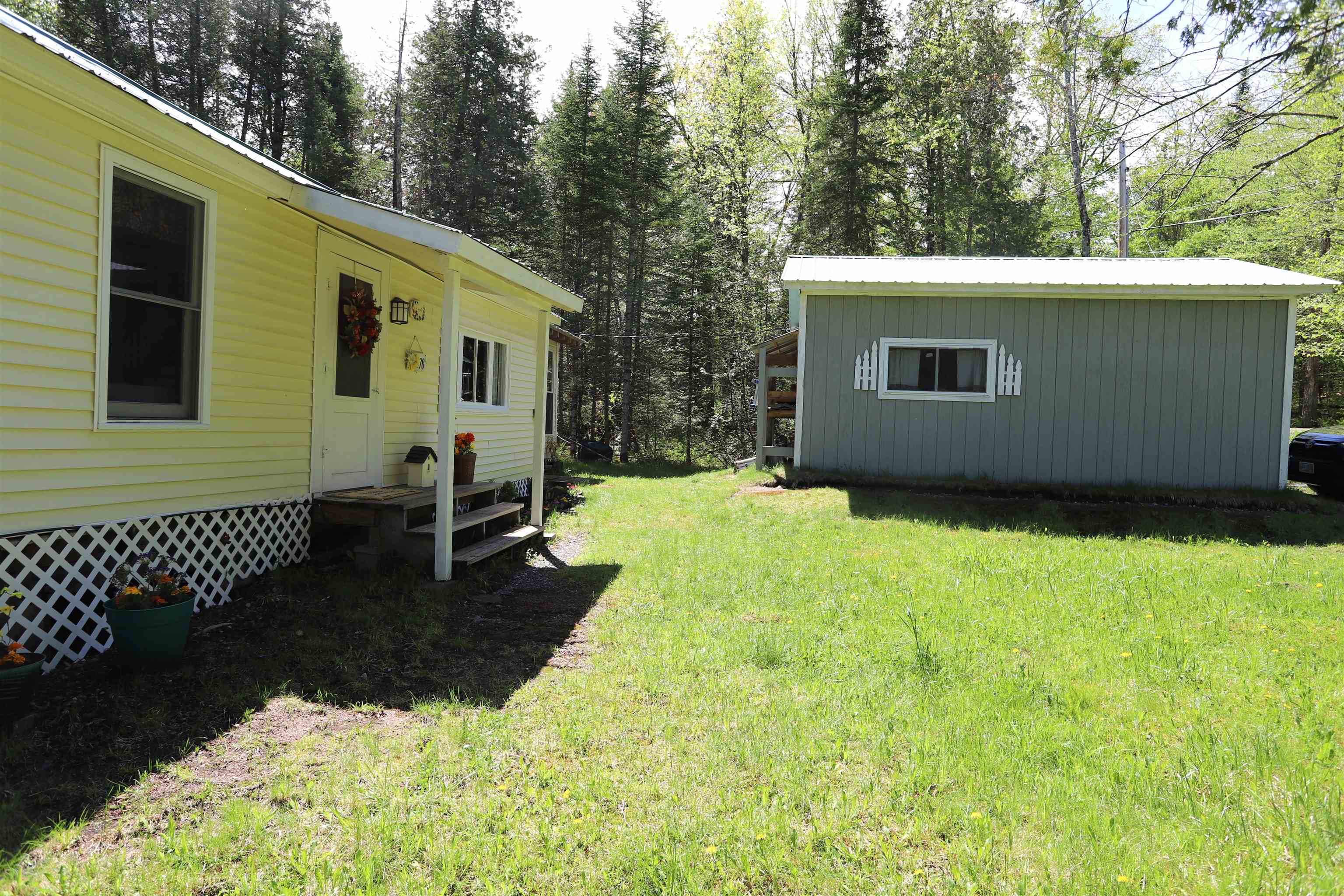 78 Daniels Pond Road Property Photo 3