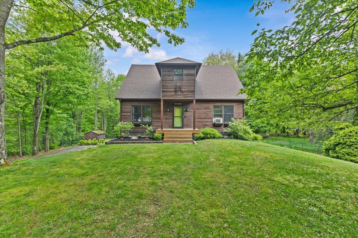 100 Maplewood Avenue Property Photo 1