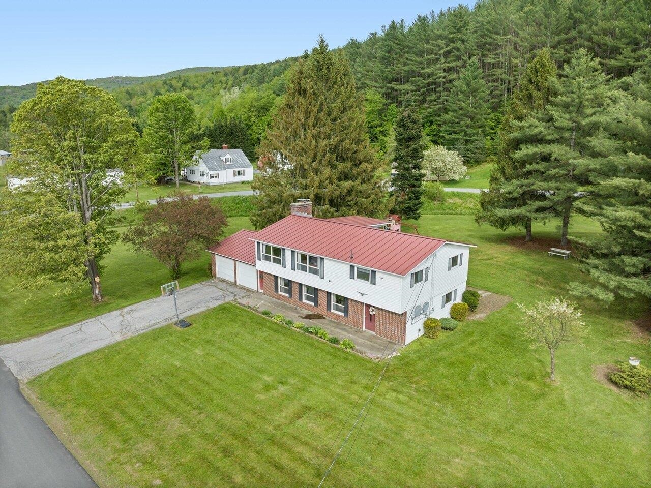 37 Dickinson Drive Property Photo 1