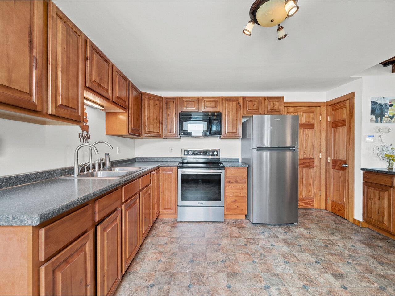 183 Morrie Road Property Photo 32