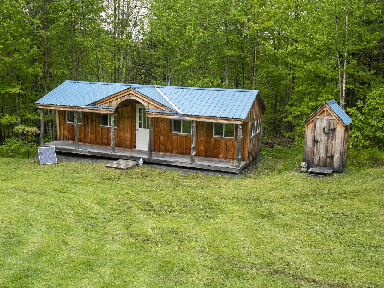 1006 Brownsville Road Property Photo 24
