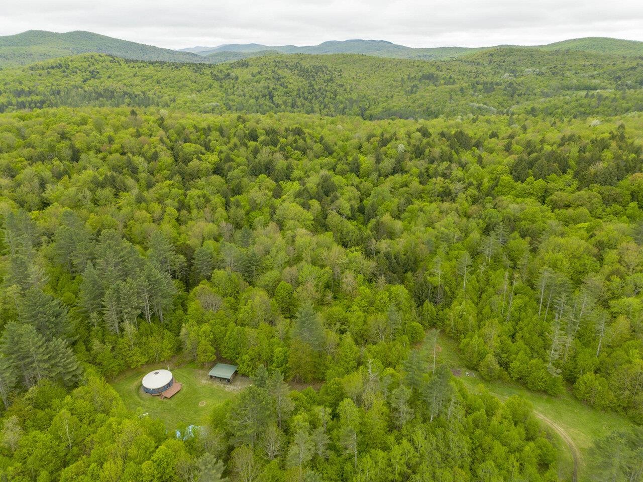 1006 Brownsville Road Property Photo 49