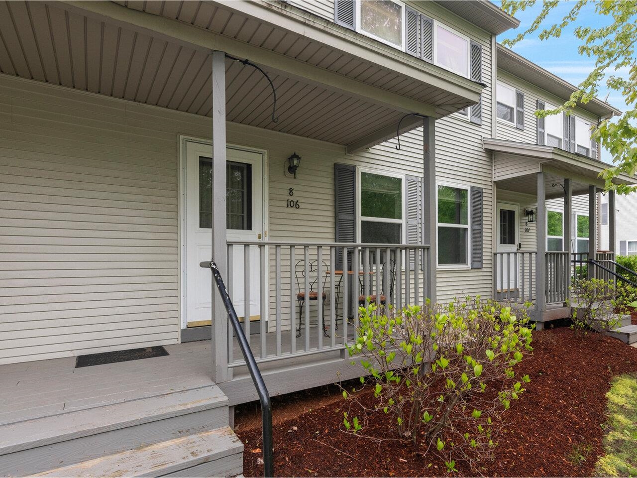 8 Checkerberry Square Property Photo 2