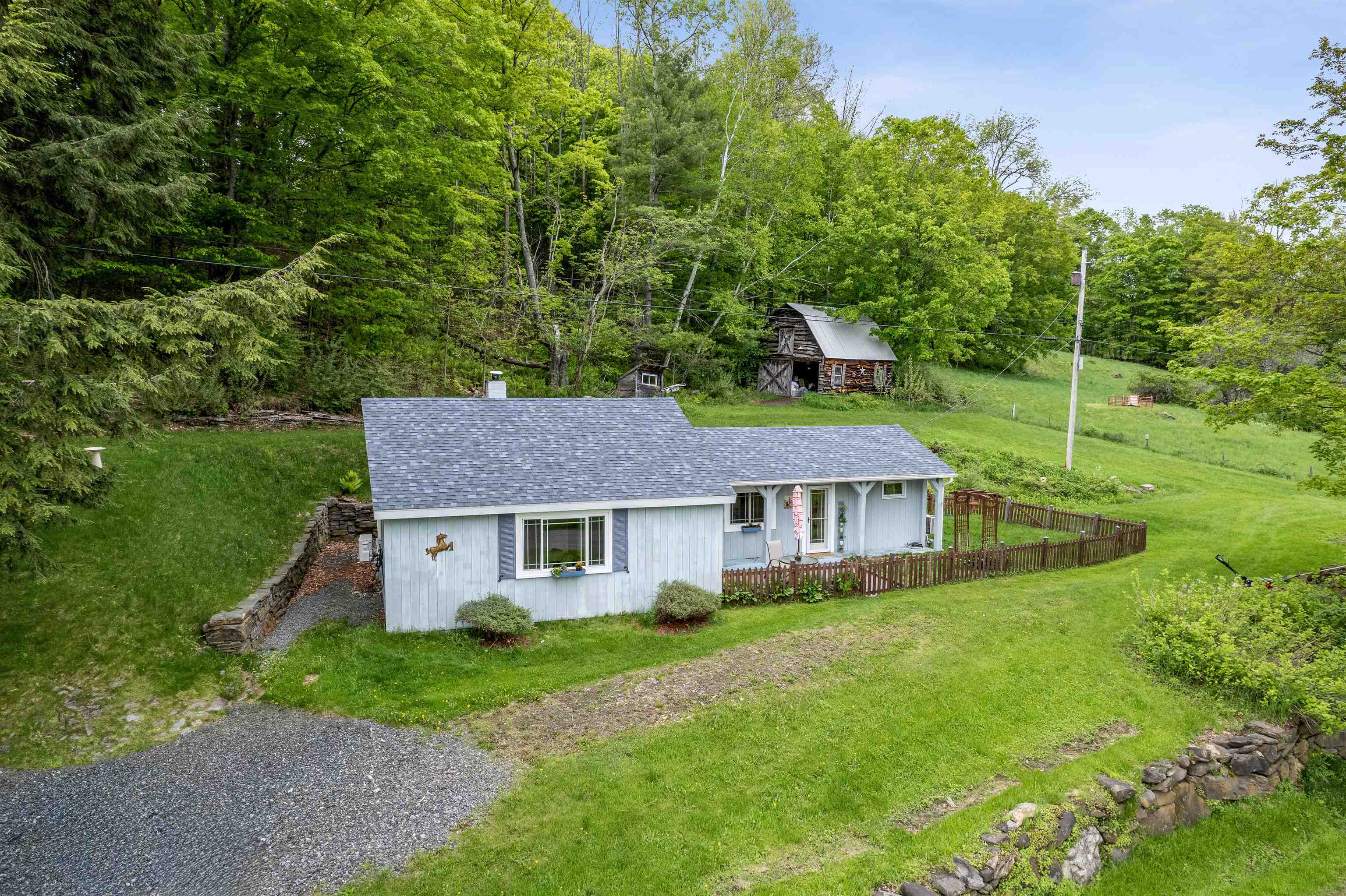 879 Dairy Hill Road Property Photo 1