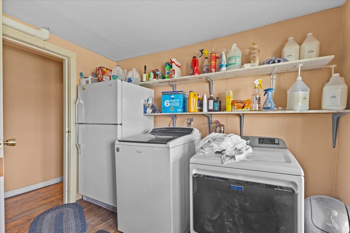 1460 Main Street Property Photo 16