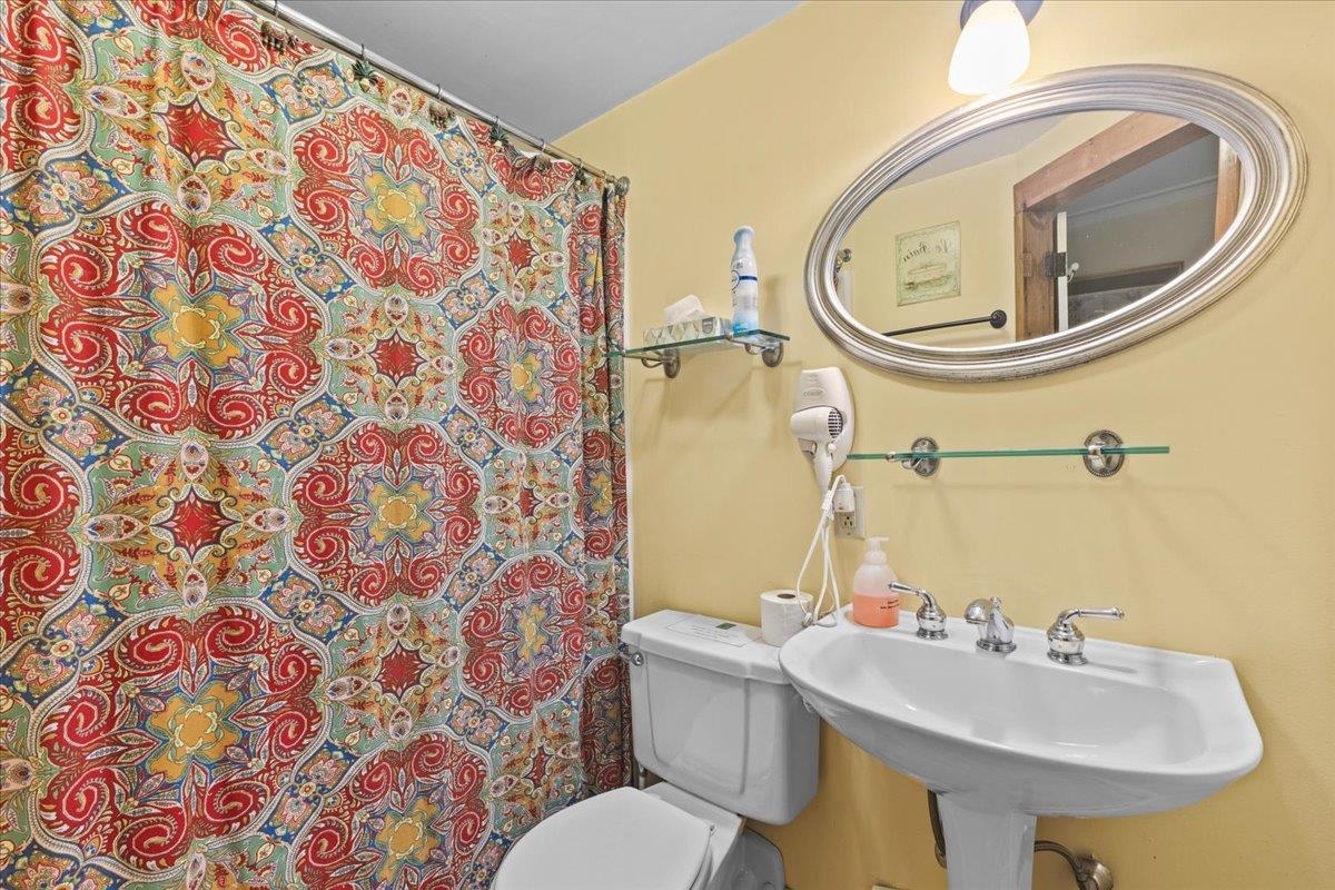 1460 Main Street Property Photo 21
