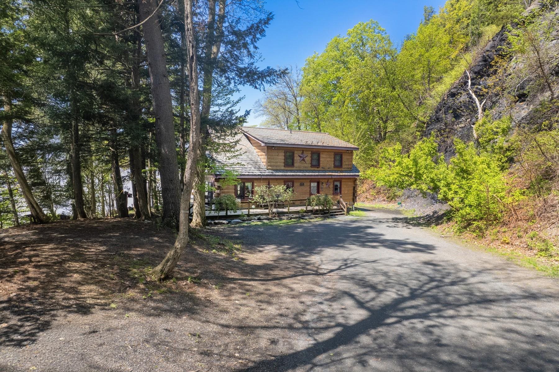 213 Singing Cedars Road Property Photo 8