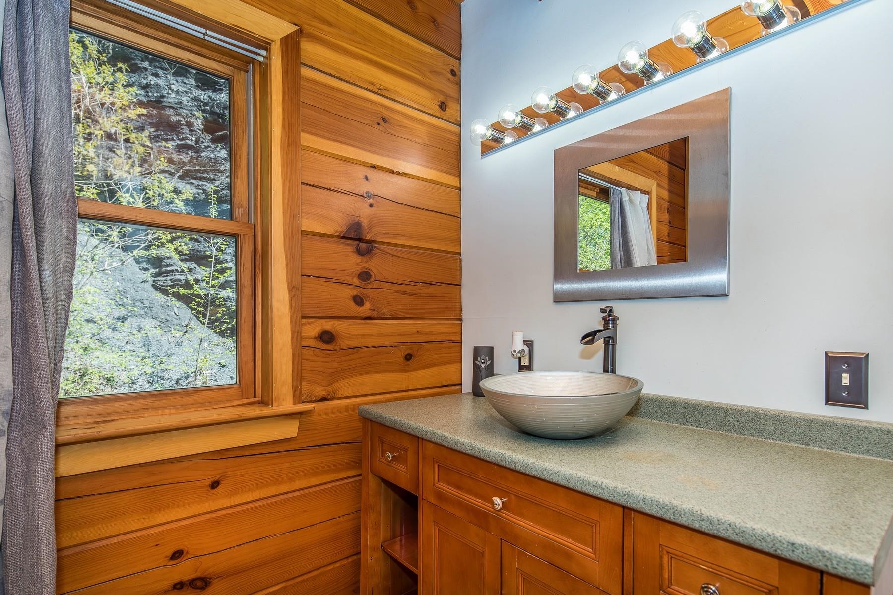 213 Singing Cedars Road Property Photo 19