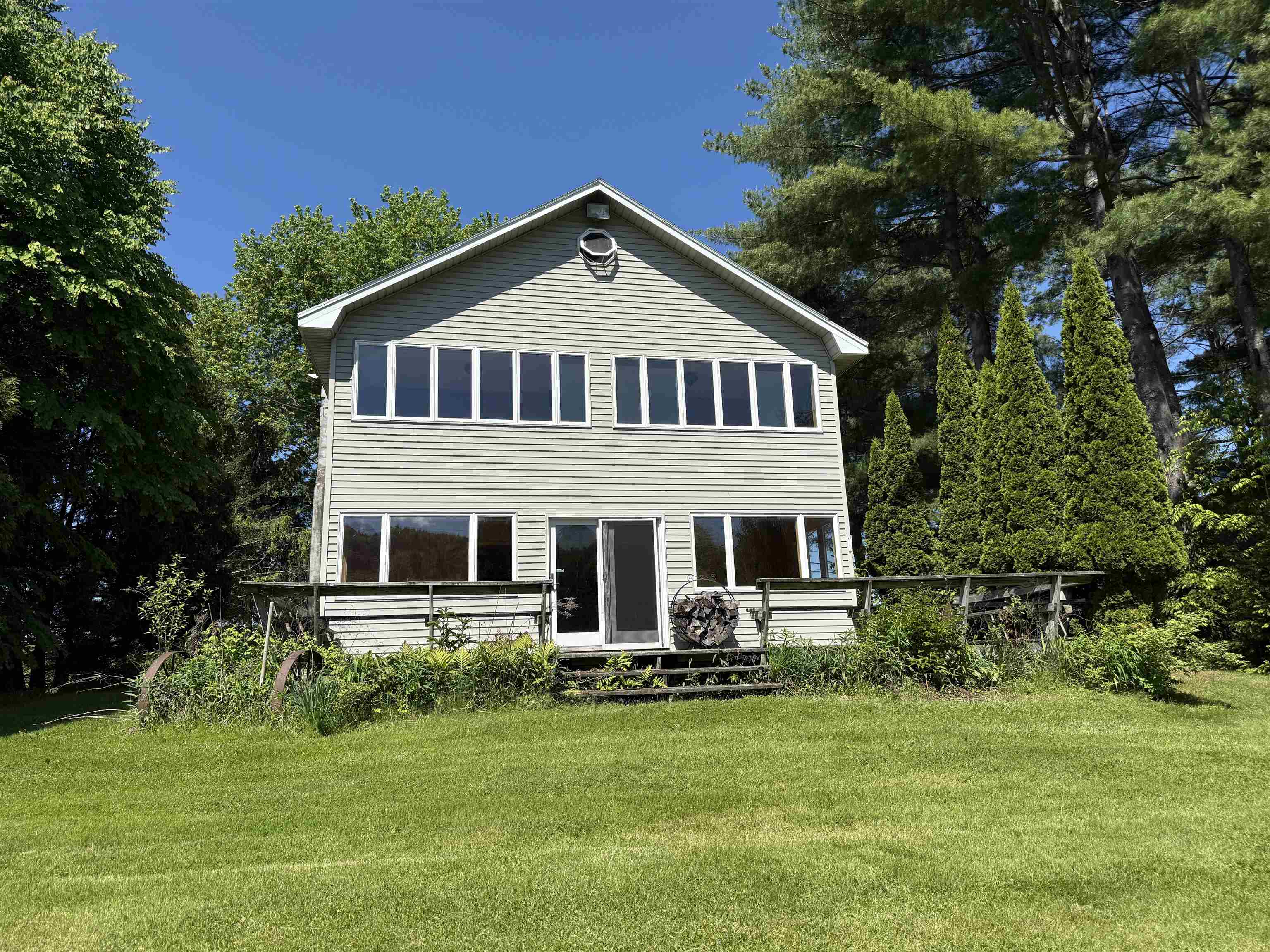 782 North Street Property Photo 1