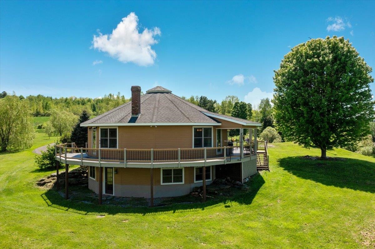 300 River Road Property Photo