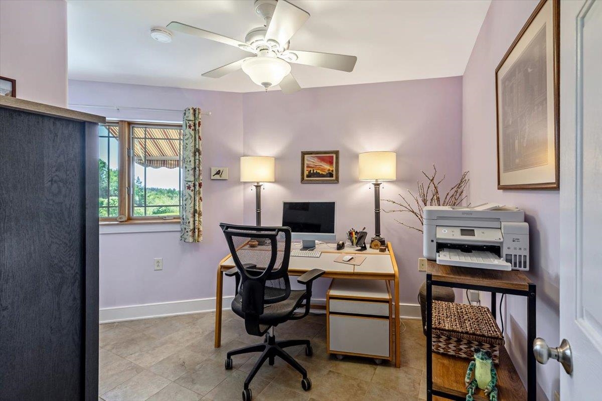 300 River Road Property Photo 21