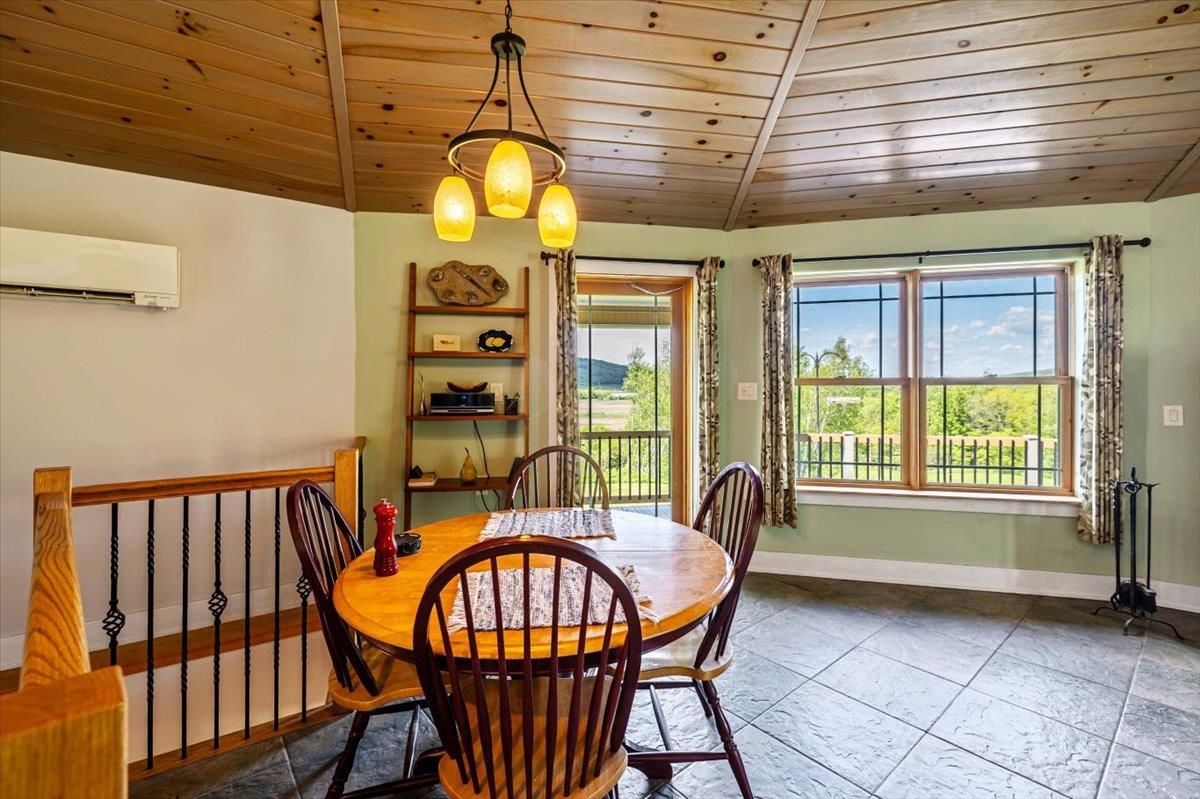 300 River Road Property Photo 24