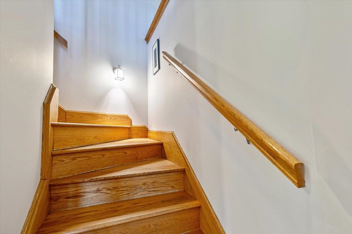 300 River Road Property Photo 39