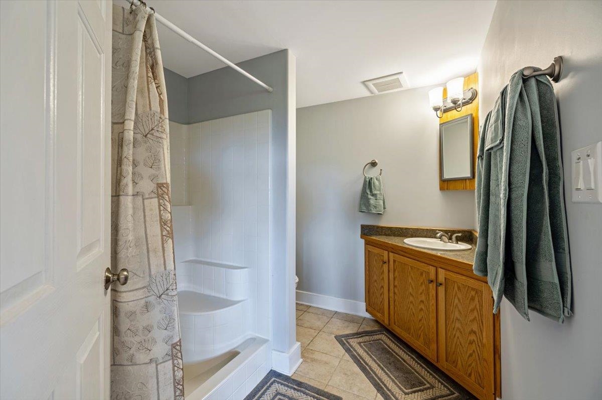 300 River Road Property Photo 46