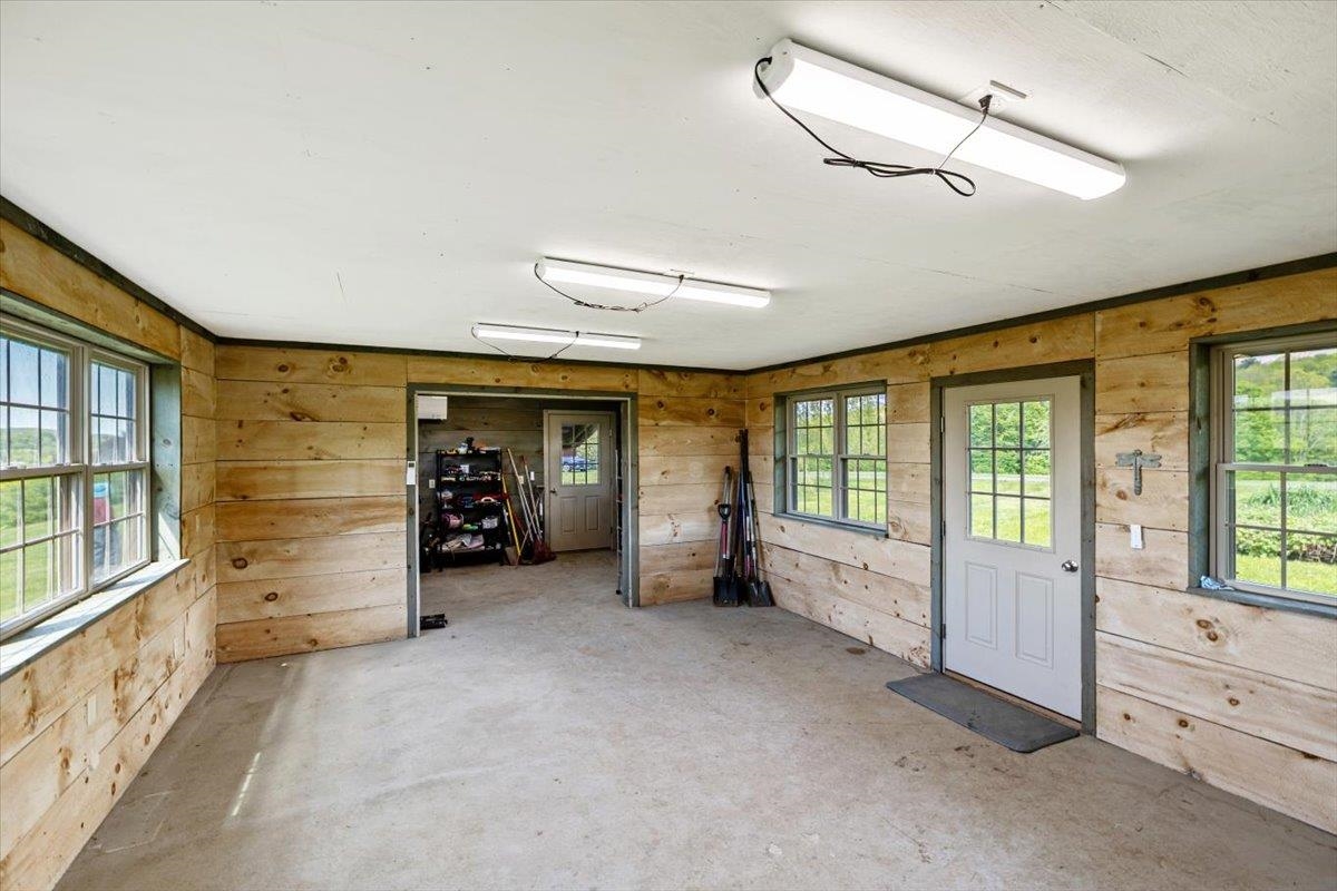 300 River Road Property Photo 55