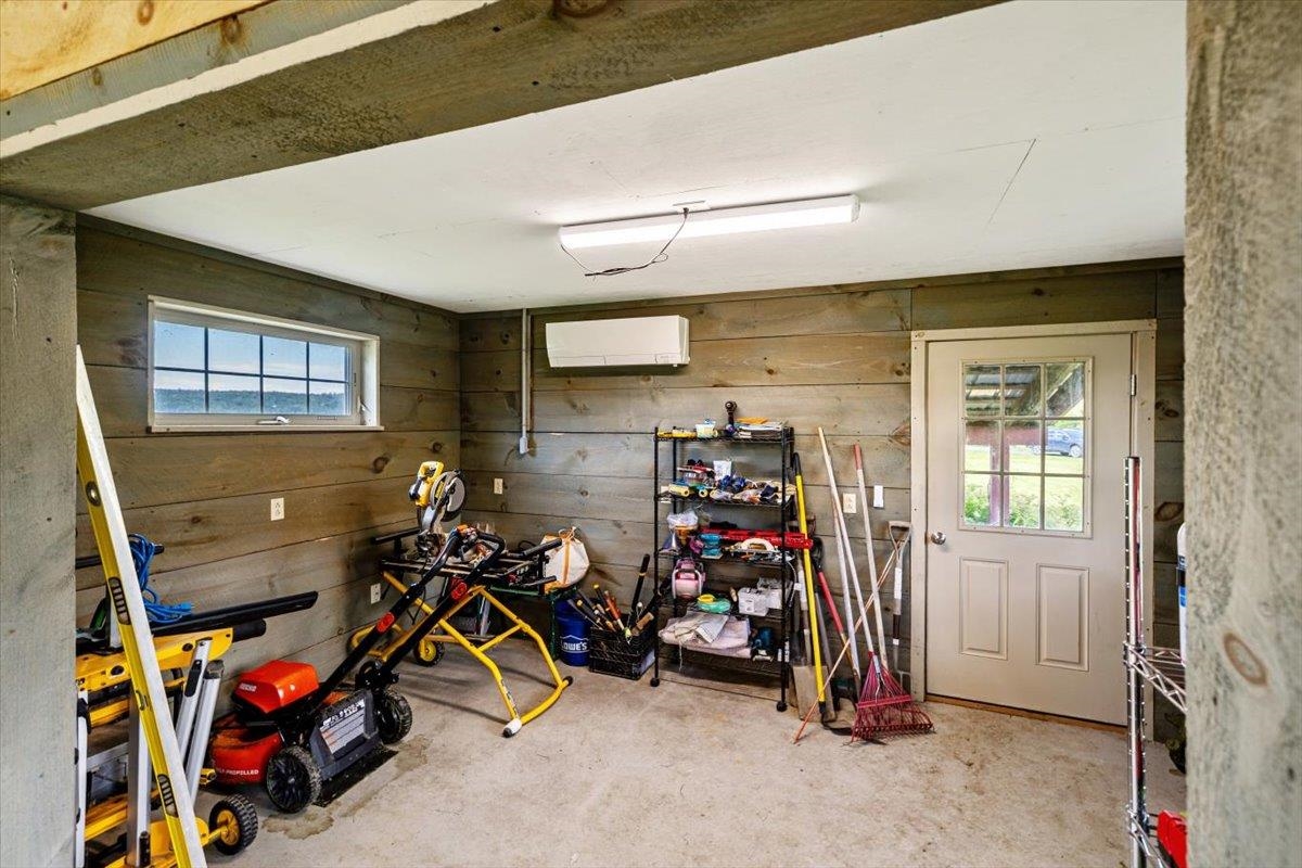 300 River Road Property Photo 56