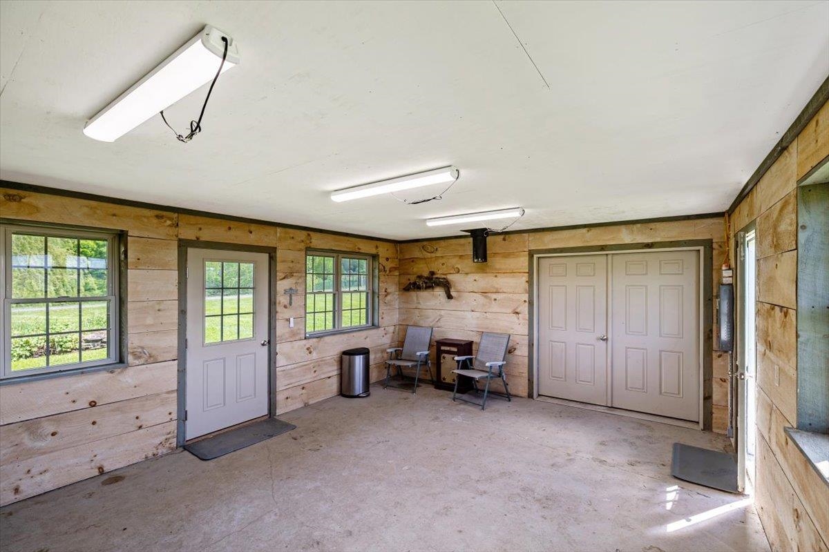 300 River Road Property Photo 57