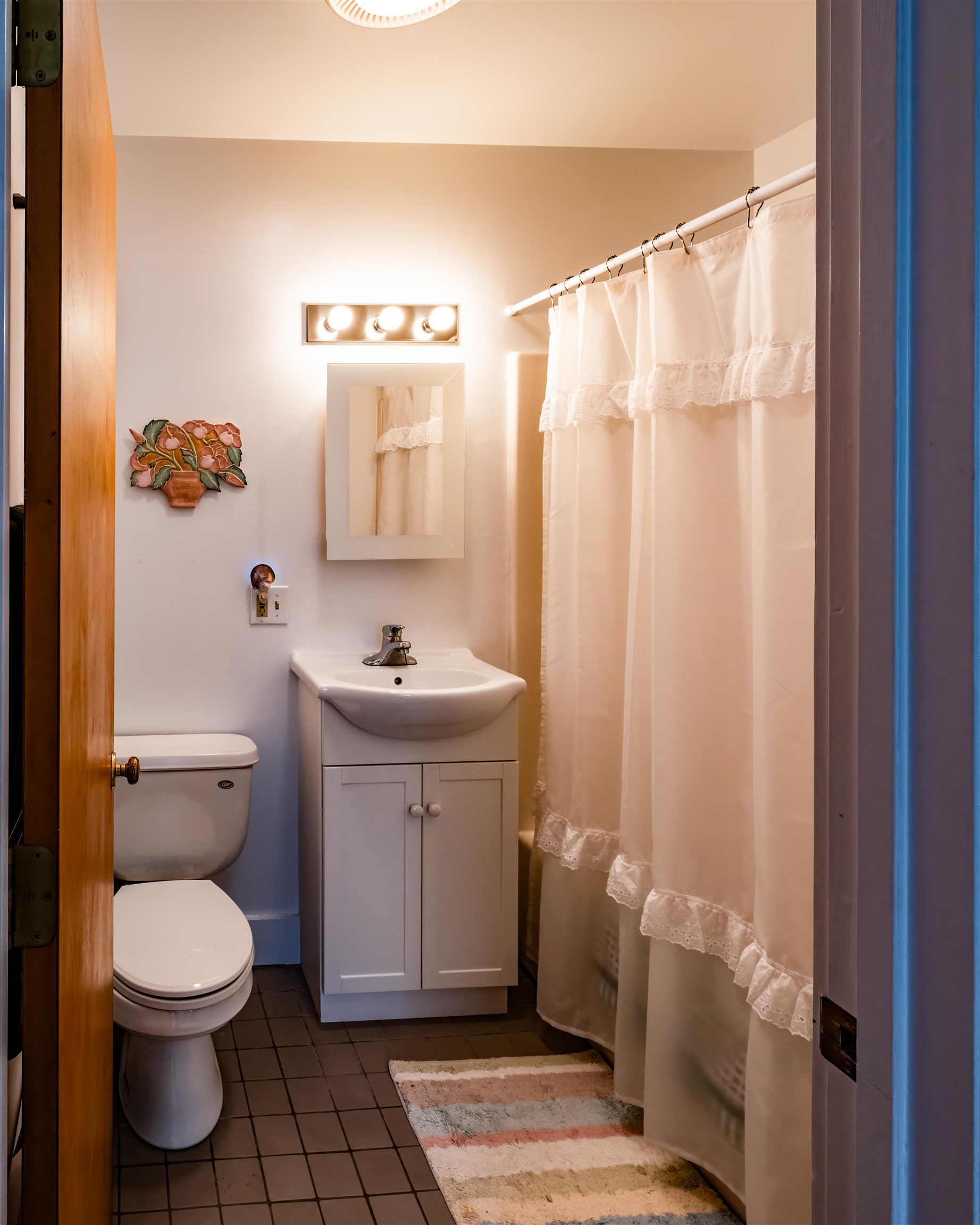 17 Golf Pond Avenue Property Photo 23
