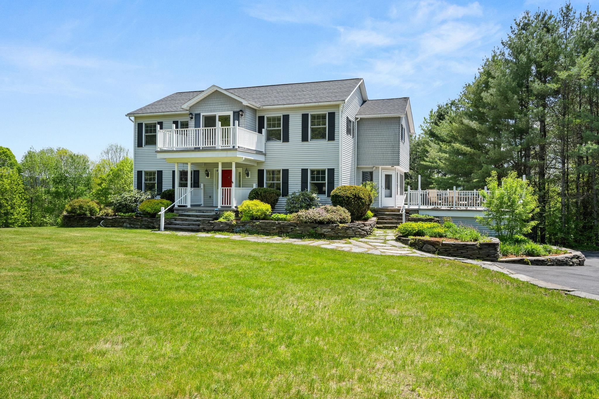 79 Apple Blossom Road Property Photo 3