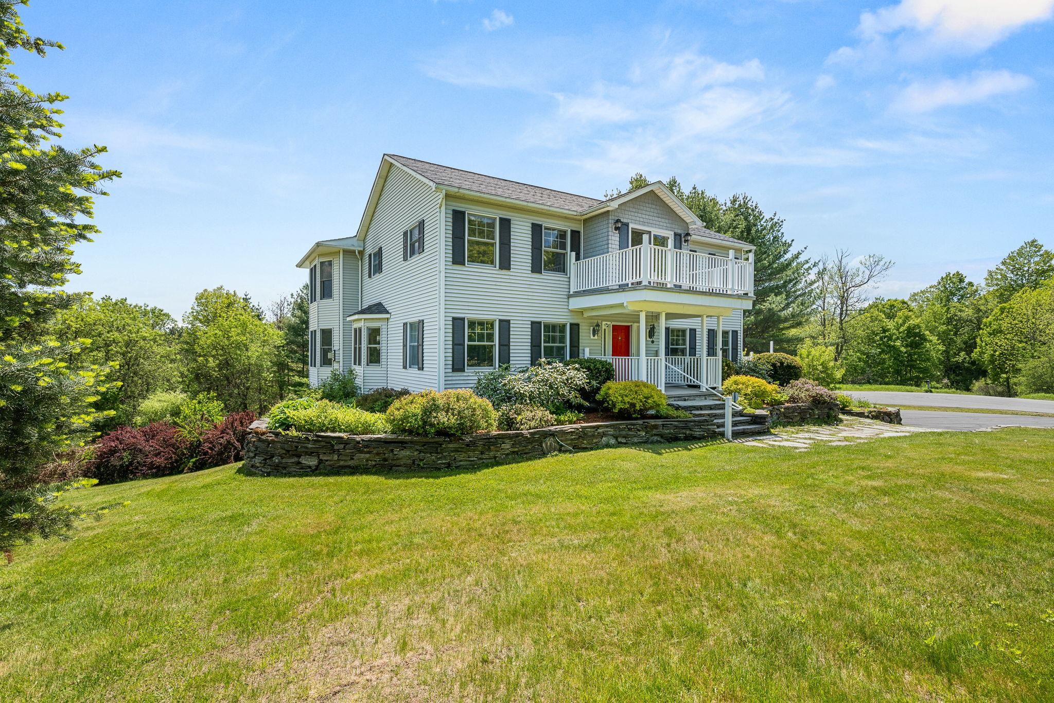 79 Apple Blossom Road Property Photo 4