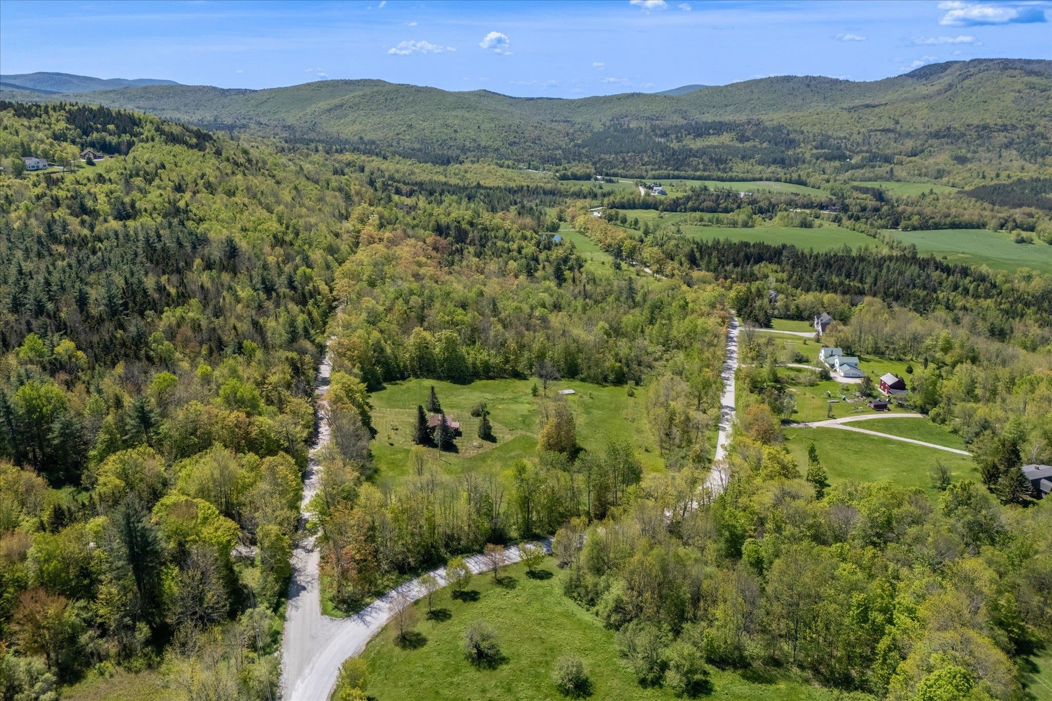 180 Straight Road Property Photo 8